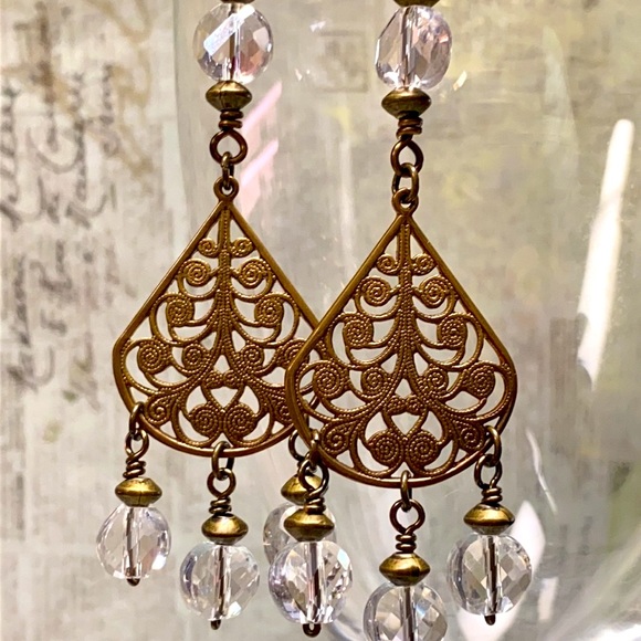 NWOT Chandelier earrings long sparkling filigree - Picture 2 of 9